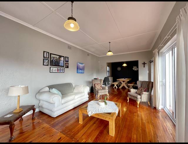 4 BEDROOM HOUSE SOLD IN HEATHFIELD